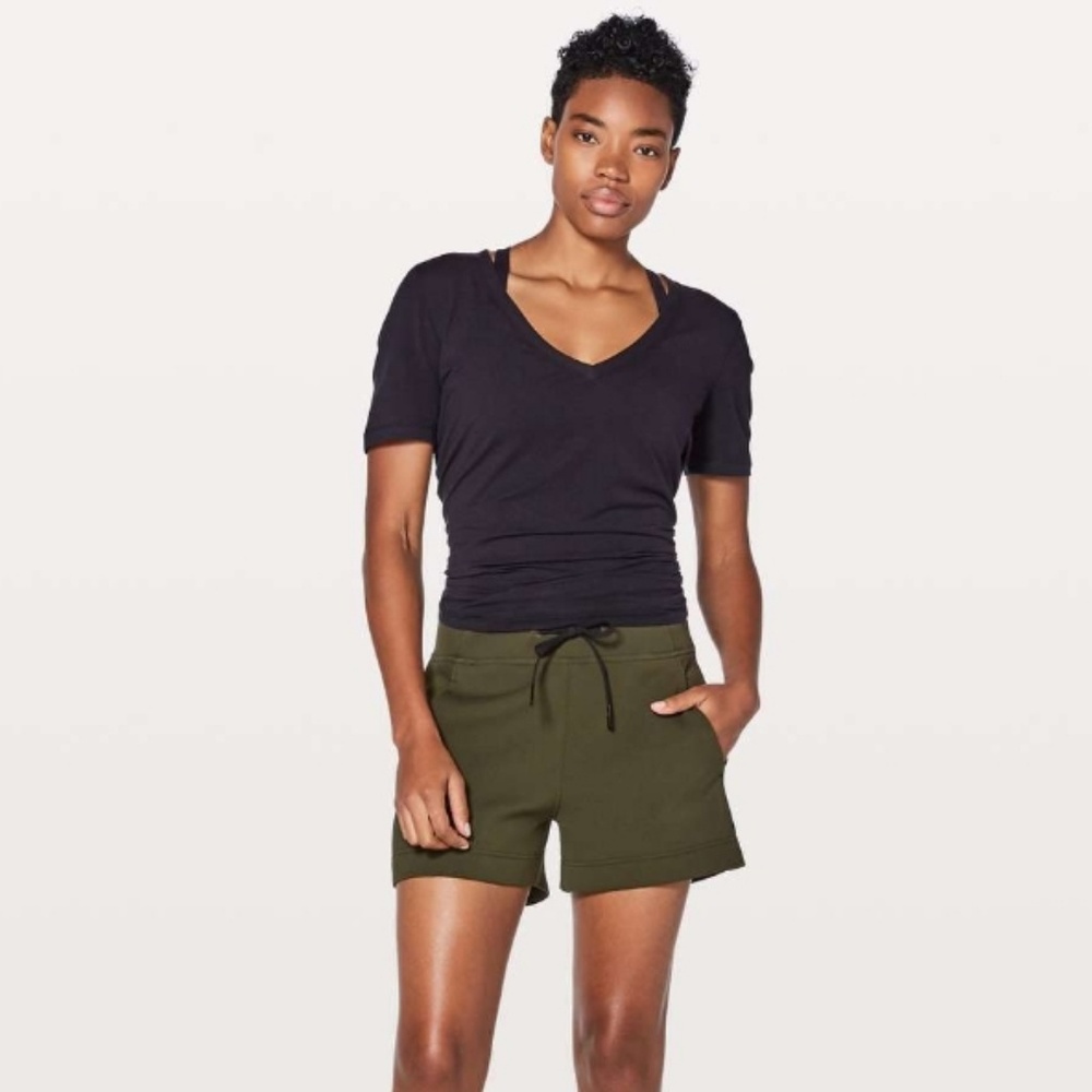 Lululemon In-Form shorts dark olive size 10